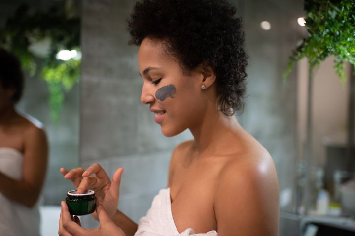 Dermatologists often seen patients who commit nighttime skin care faux pas.