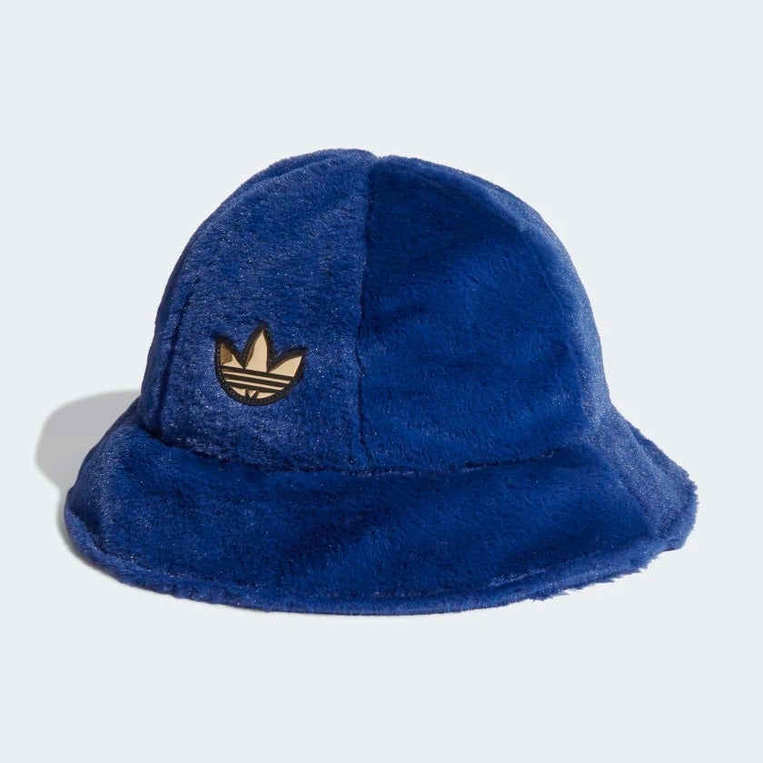 22 Warm Bucket Hats To Rock This Winter 