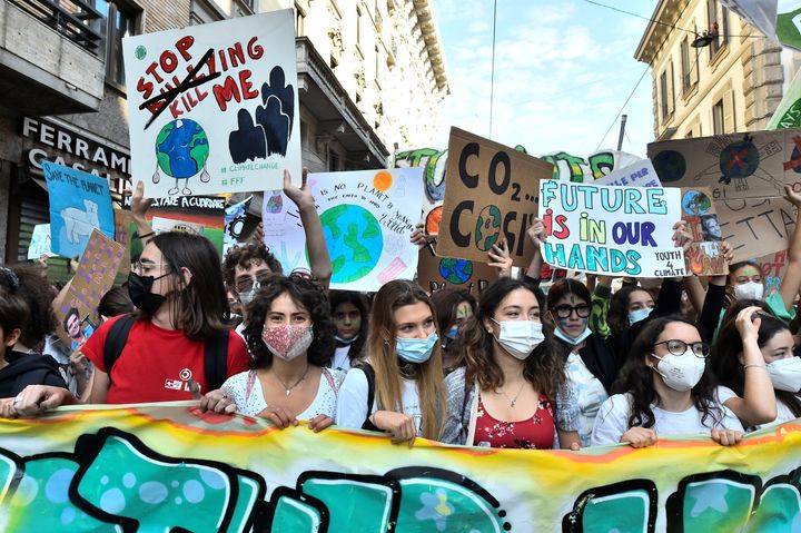 10月1日にイタリアの都市ミラノで行われた気候ストライキ