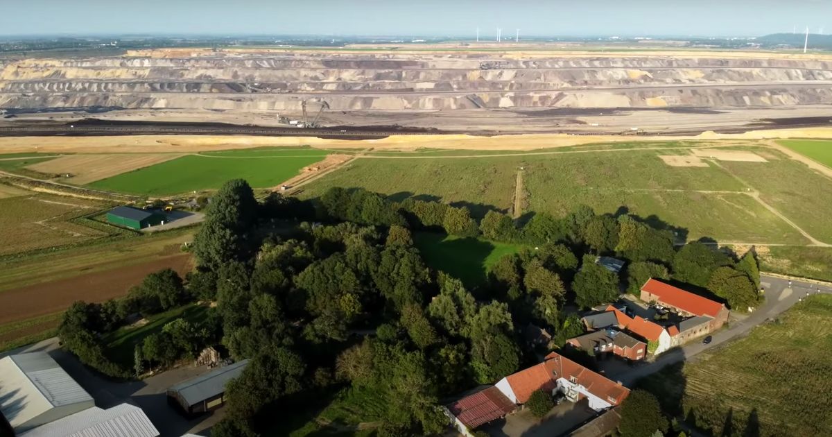 Kohlebergbau in Deutschland umgibt Dörfer