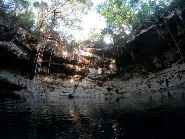 Το cenote στο οποίο βρέθηκε το ξύλινο κανό.