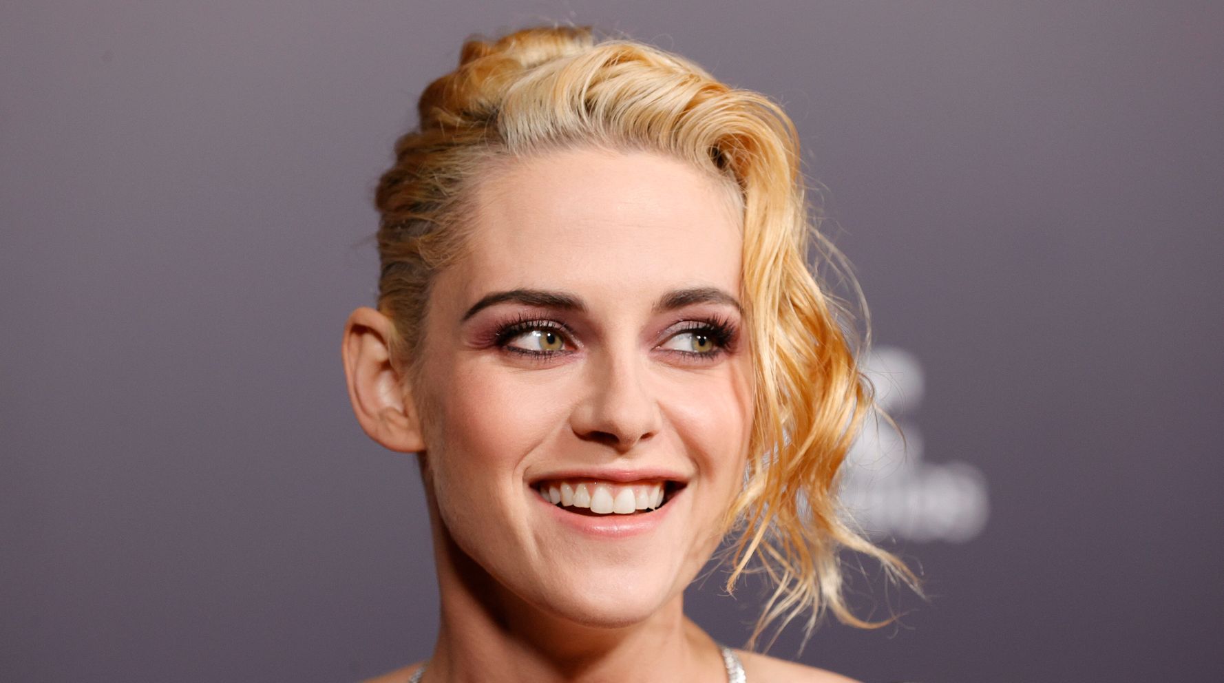 Kristen Stewart And Girlfriend Dylan Meyer Are Engaged: ‘It’s Happening’ – HuffPost
