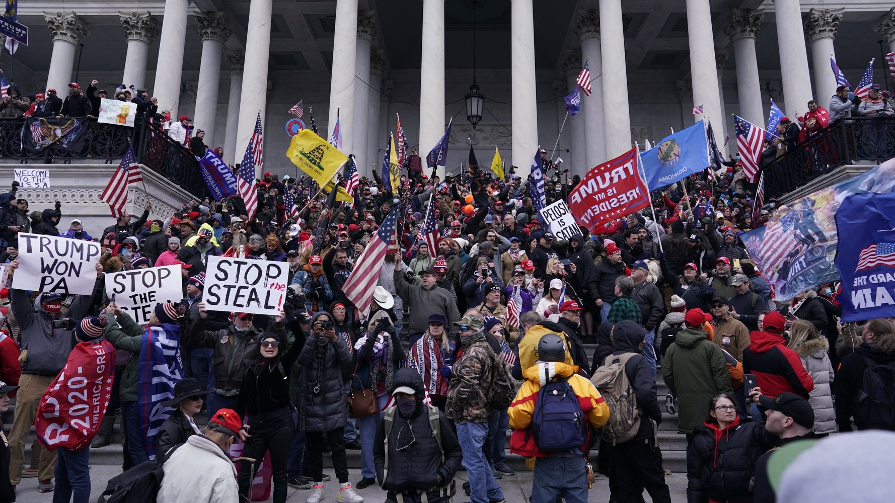 Feds Seek Tougher Sentences For Veterans Who Stormed Capitol - Vimarsana News