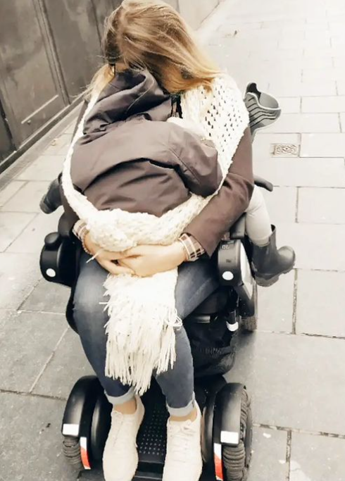 Stop A La Glamourisation Du Handicap Je Suis En Fauteuil Et Ca N A Rien De Fun Blog Le Huffington Post Life