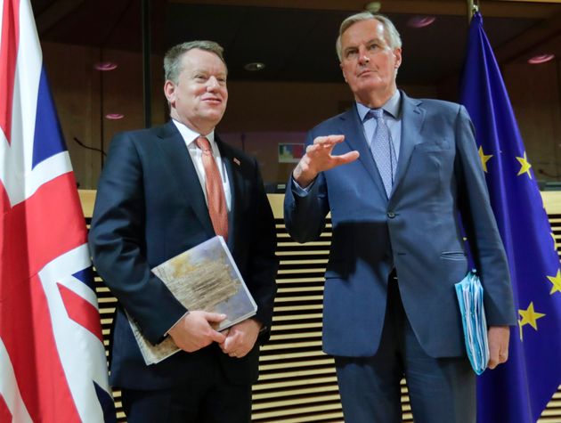 Castaner accuse Barnier (ici à Bruxelles en mars 2020) et ses 