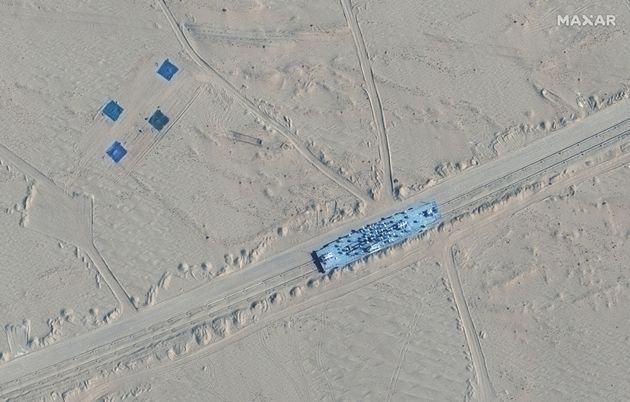 Des images satellites prisent à Ruoqiang, en Chine, le 20 octobre 2021.