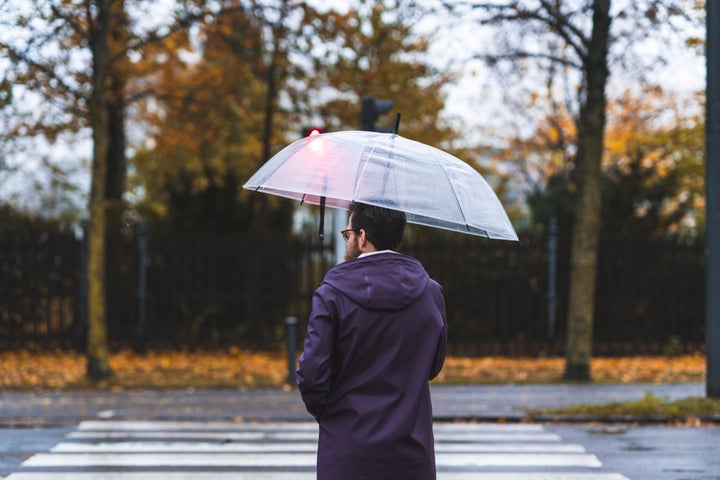 10 Ways Therapists Personally Deal With Seasonal Depression | HuffPost Life