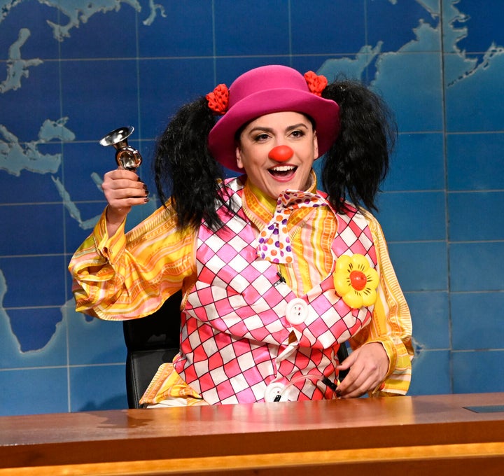 Cecily Strong Is Not Clowning When She Brought Texas Abortion Law Down On Snl 1 Cecily Strong As Huber The Clown In &Quot;Saturday Nightlife.&Quot;