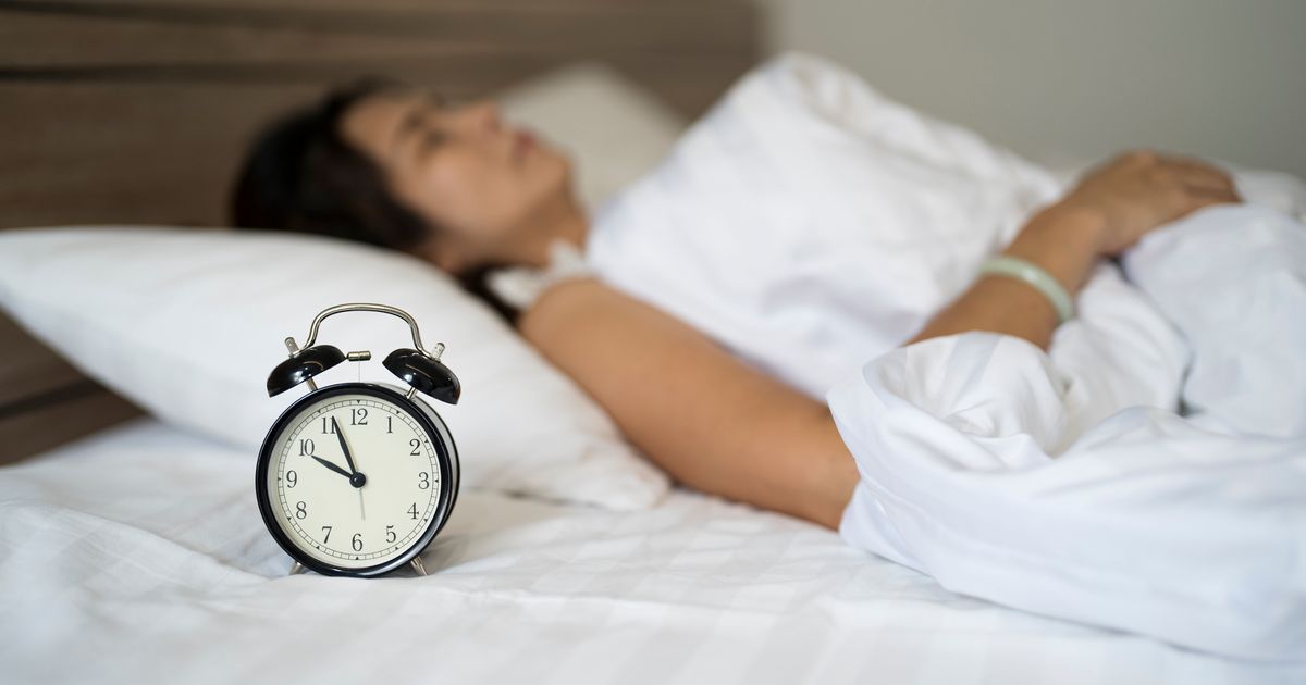 Is A 10pm Bedtime Really The Holy Grail? We Asked The Experts ...