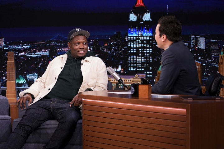 Michael Che Explains Why Colin Jost And Scarlett Johansson Shouldn'T Be Invited To Look After The Children 1 Michael Che Tells Jimmy Fallon Monday Night That Babies &Quot;Entertainment For A Second.&Quot;