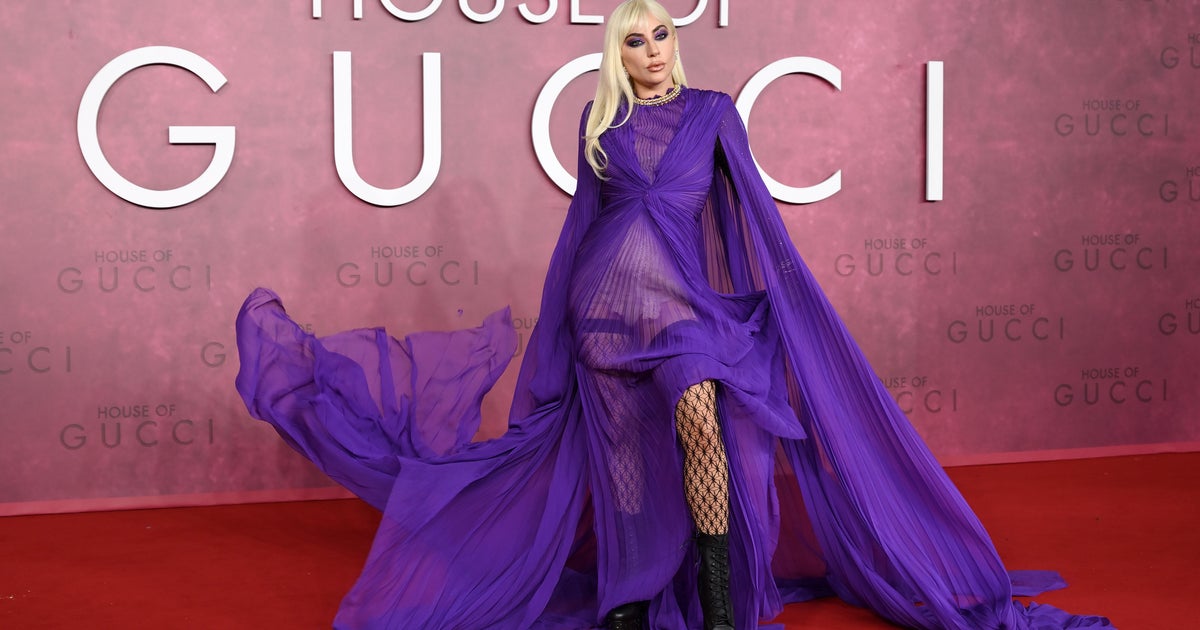 Lady Gaga non è passata inosservata alla premiere di “House of Gucci” Lady Gaga non è passata inosservata alla premiere di “House of Gucci”