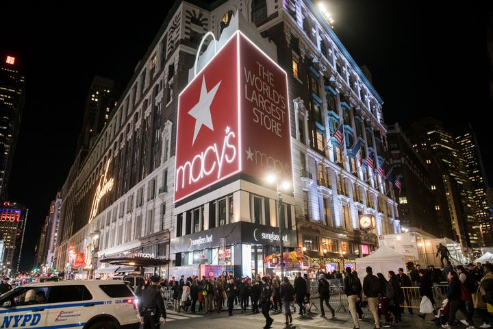 A view outside Macy's in New York City