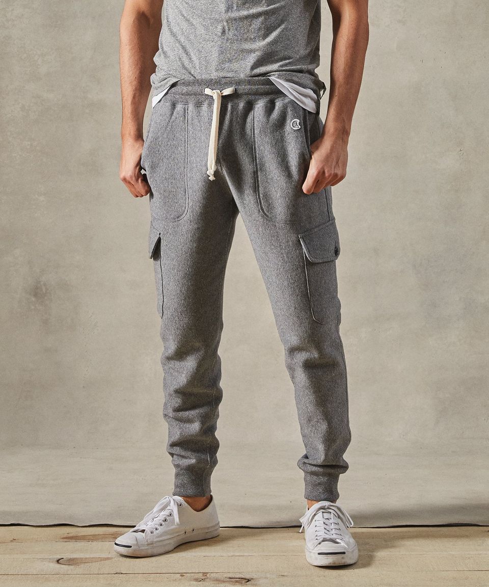 Sweatpants And Sweatshirts You Can Wear For Work, And No One Will Know ...
