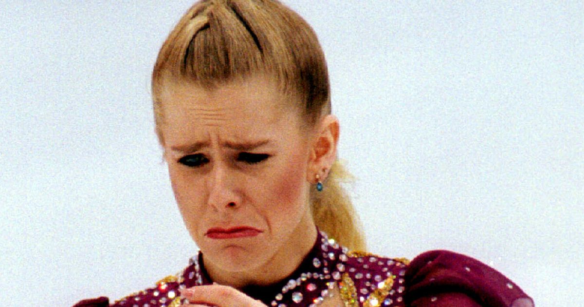 Тоня хардинг карьера. Тоня Хардинг. Тоне Хардинг тройной Аксель. Tonya Harding Triple Axel. Тоня Хардинг в молодости на льду.