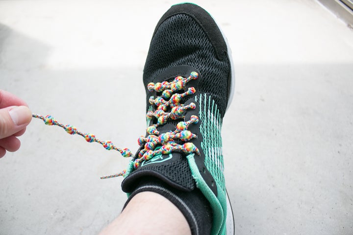 成長とともにひもタイプ一択になるスニーカー 結べないなら 結ばなくてもいい靴ひも を ハフポスト Life 成長とともにひもタイプ一択になるスニーカー 結べないなら 結ばなくてもいい靴ひも を ハフポスト Life