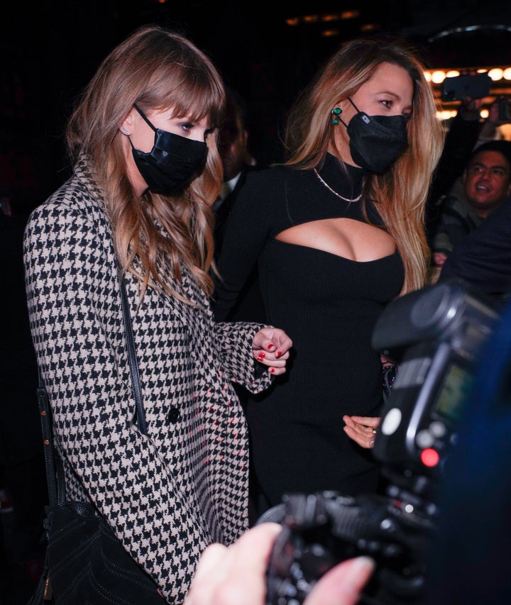 Taylor Swift and Blake Lively arrive at the "SNL" after-party in the early hours of Sunday morning. 