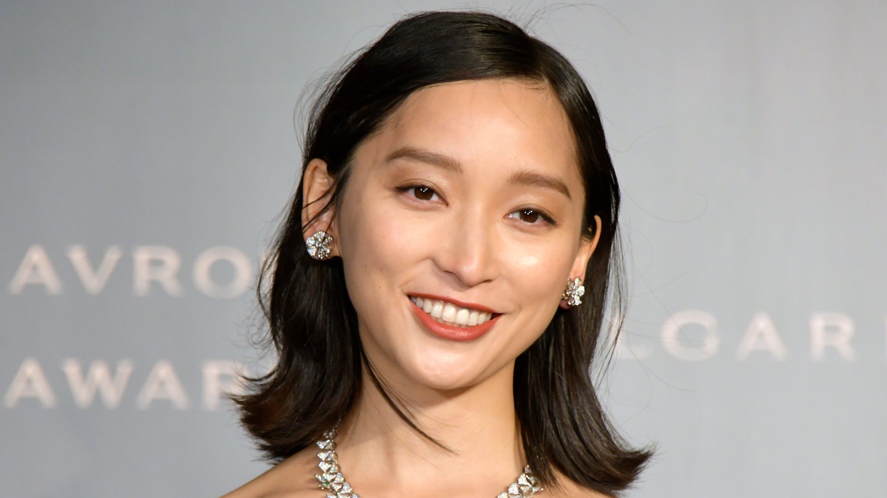 俳優 杏さん Youtubeで披露した歌声が絶賛される 聴き入ってしまう と話題に 動画 ハフポスト 俳優 杏さん Youtubeで披露した歌声が絶賛される 聴き入ってしまう と話題に 動画 ハフポスト