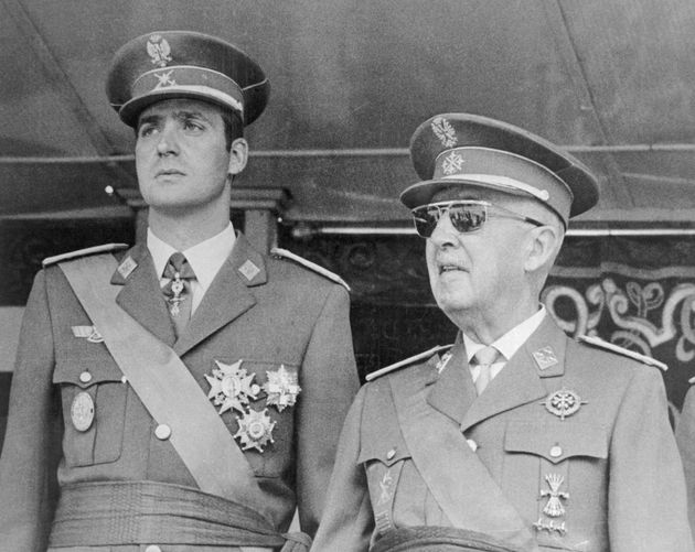 Juan Carlos de Borbón, cuando era príncipe, junto al dictador Francisco