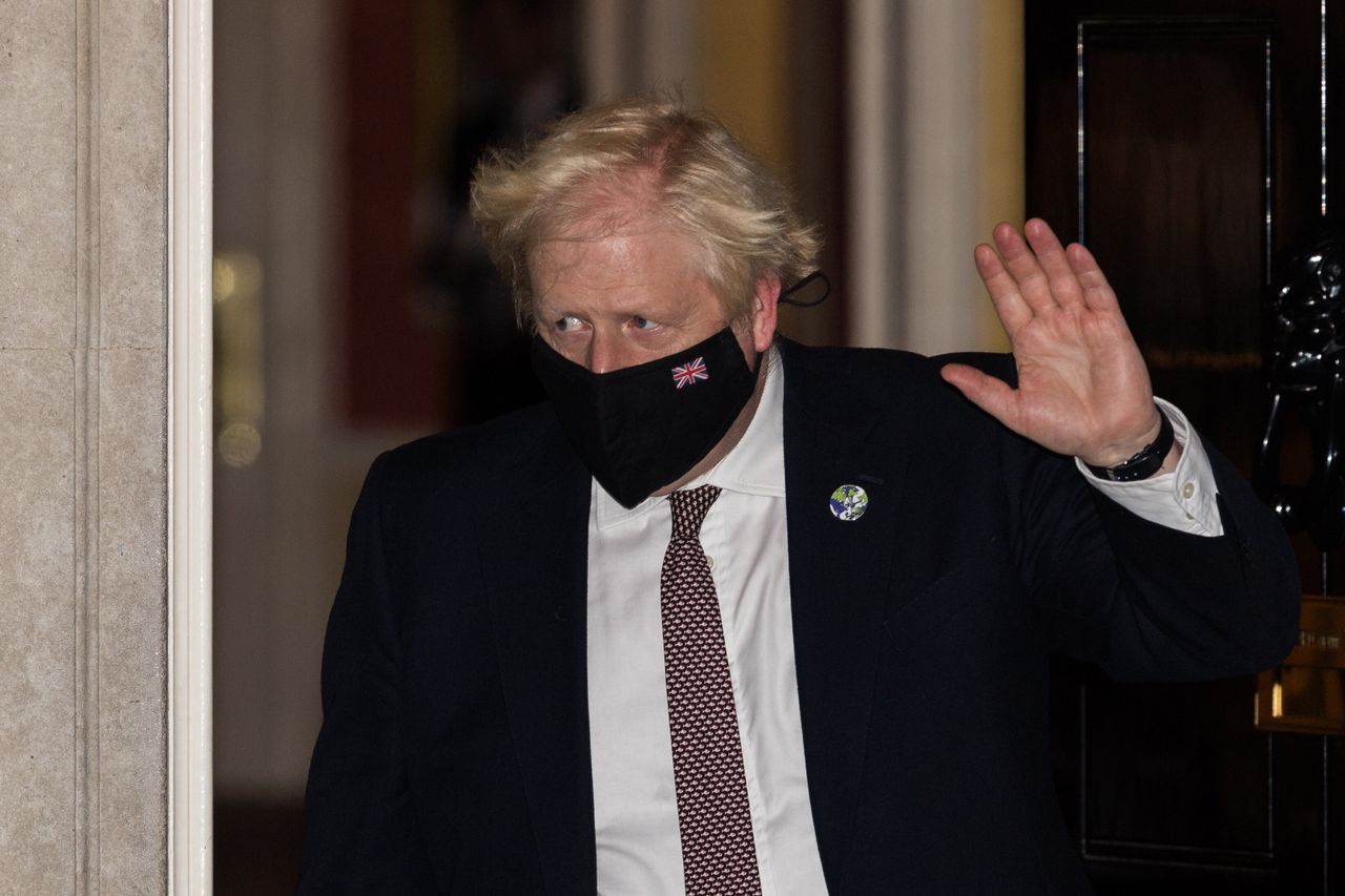 Boris Johnson's attempts to put the sleaze row to bed failed on Monday night