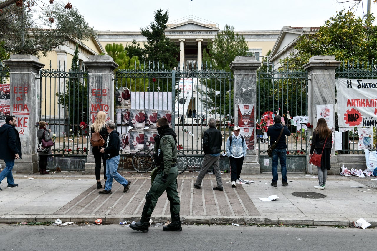 Πορεία για την 48η επέτειο για την εξέγερση του Πολυτεχνείου, Τετάρτη 17 Νοεμβρίου 2021.