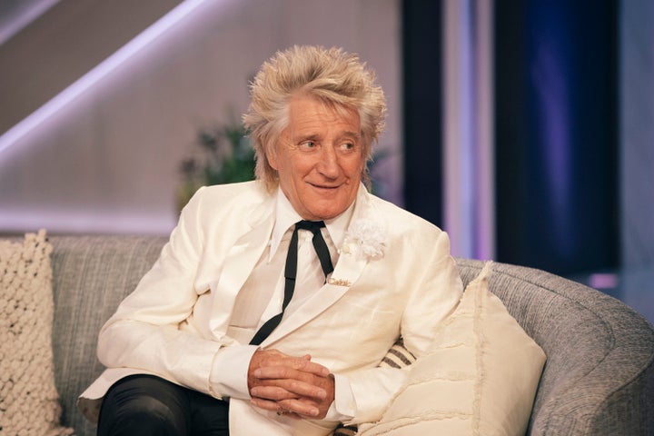 Rod Stewart slams 'ridiculous' state of health system in surprise call to  news program