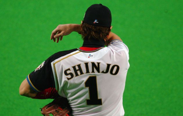 日本ハム選手時代の新庄剛志監督＝2006年10月26日、札幌ドーム