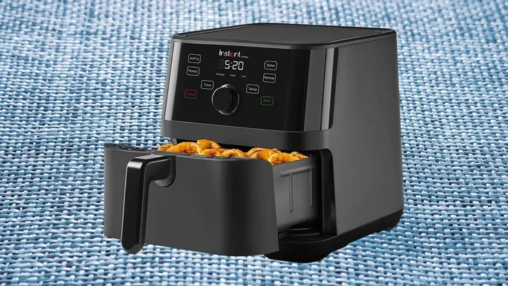 Instant Brands Vortex 5.7-Quart Black Air Fryer in the Air Fryers  department at