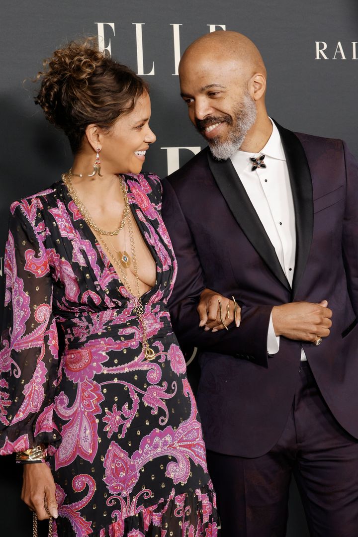 Halle Berry Says She's A 'Much Better Mother' With Partner Van Hunt ...
