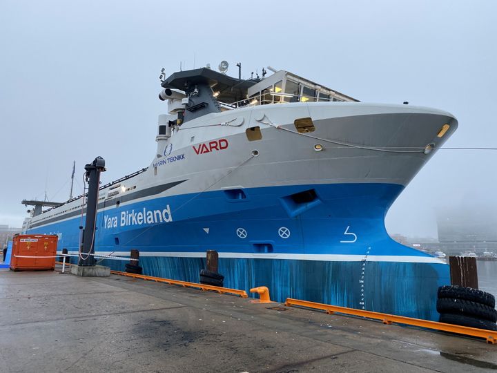 Το Yara Birkeland είναι το πρώτο πλήρως ηλεκτρικό και αυτόνομο πλοίο μεταφοράς κοντέινερ στον κόσμο. Όσλο, Νορβηγία, Νοέμβριος 2021. REUTERS/Victora Klesty