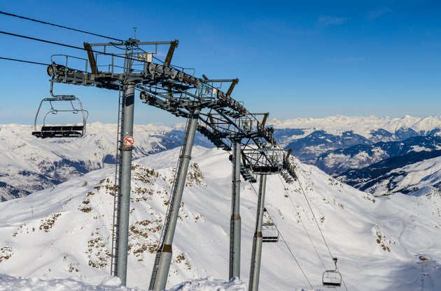 Pass sanitaire, masques... Quel protocole dans les stations de ski à partir de ce samedi