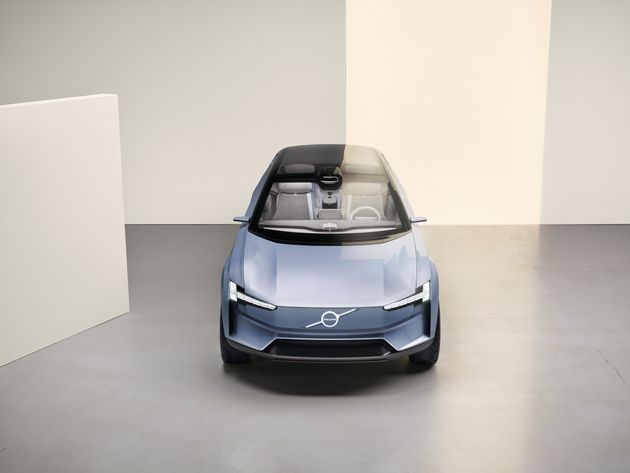 Volvo Concept Recharge, Exterior front