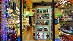 Ανακοινώθηκε το εορταστικό ωράριο Χριστουγέννων 2021