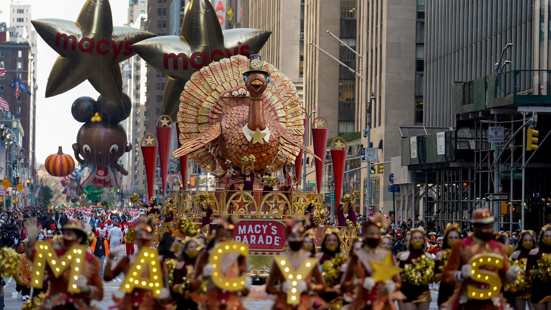 Macy’s Thanksgiving Parade Returns, With All The Trimmings