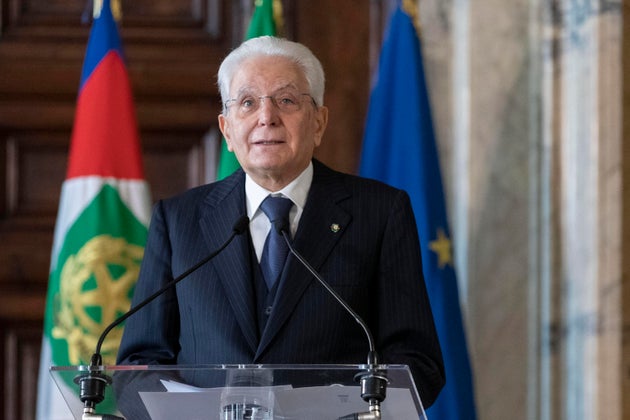 Volontariato e buon uso dei social. La meglio gioventù, secondo Mattarella Volontariato e buon uso dei social. La meglio gioventù, secondo Mattarella