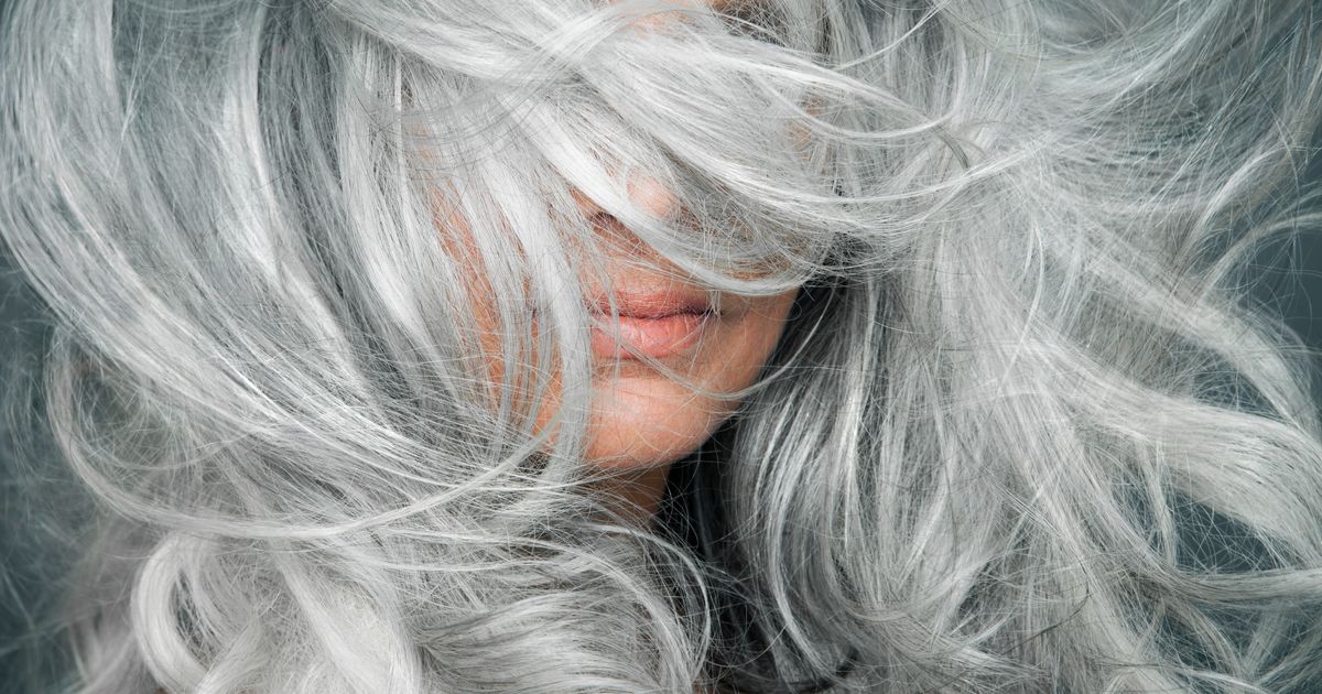hydrogen peroxide grey hair