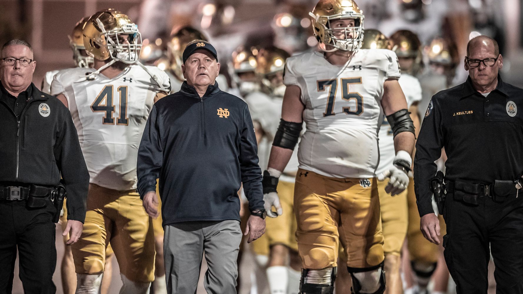 brian kelly is leaving notre dame for lsu in a stunning move huffpost entertainment