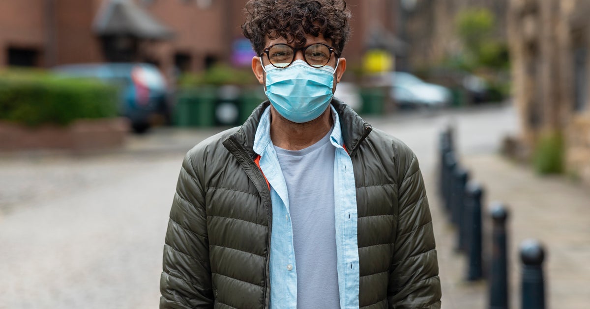 How To Wear A Face Mask Without Steaming Up Your Glasses HuffPost UK Life