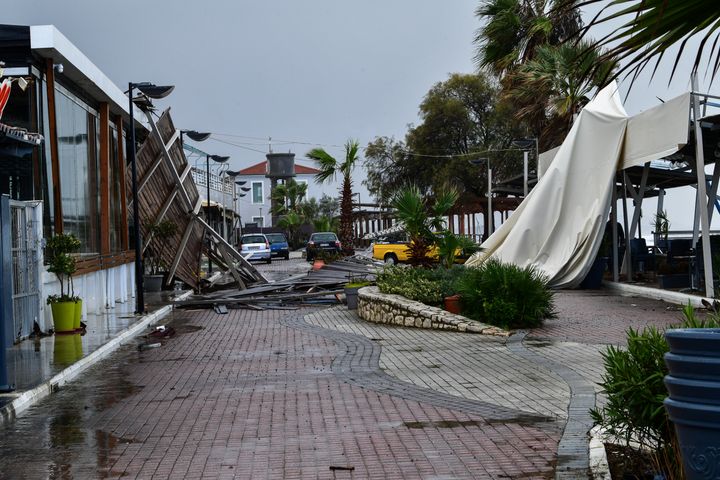 Ισχυροί άνεμοι προξένησαν καταστροφές στην Ηλεία.