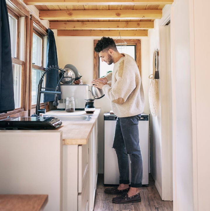 This kitchen in a box makes it easy to cook in micro-apartments