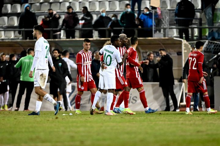 Κύπελλο Ελλάδας: Ο Λεβαδειακός νίκησε τον Ολυμπιακό με 3-2, επέστρεψε με γκολ ο Σεμέδο