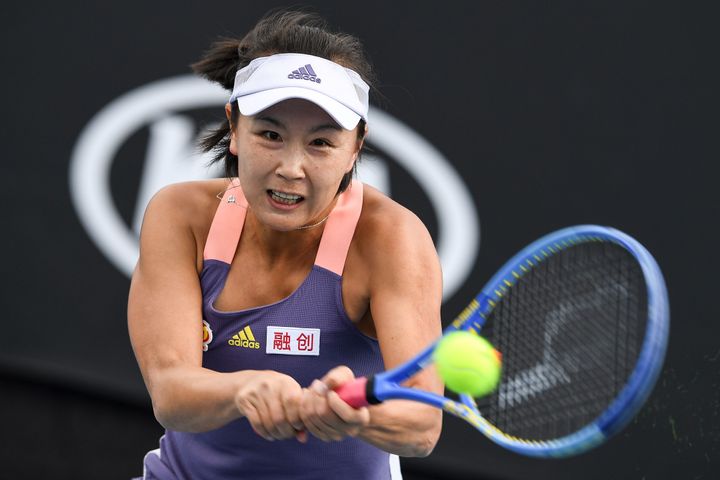 テニスの全豪オープンでプレーする中国の彭帥選手＝2020年1月21日、オーストラリア・メルボルン