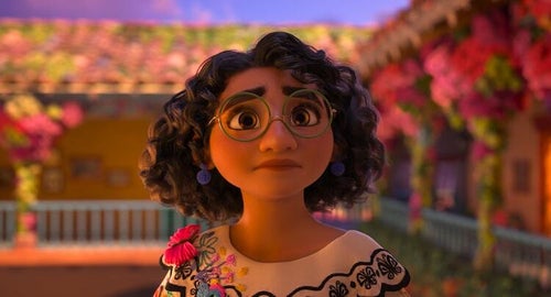 眼鏡のディズニーヒロイン誕生。かつて9歳の女の子は「眼鏡キャラは 