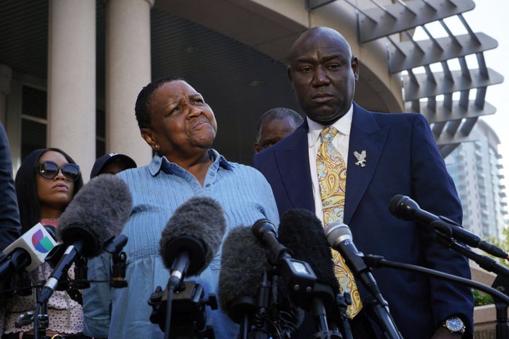 Astroworld Festival victim Gertrude Daughtery (left) speaks during a press conference on Nov. 12, 2021 in Houston, Texas.