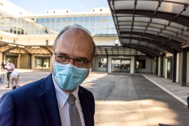 Magrini (Aifa): "Mi sento responsabile per i ritardi sulla terza dose" Magrini (Aifa): "Mi sento responsabile per i ritardi sulla terza dose"