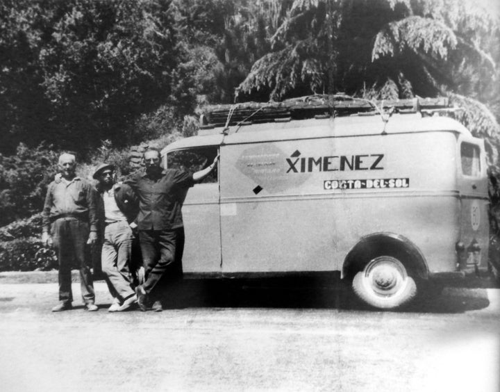 Una de las primeras furgonetas de la empresa Ximénez Group.