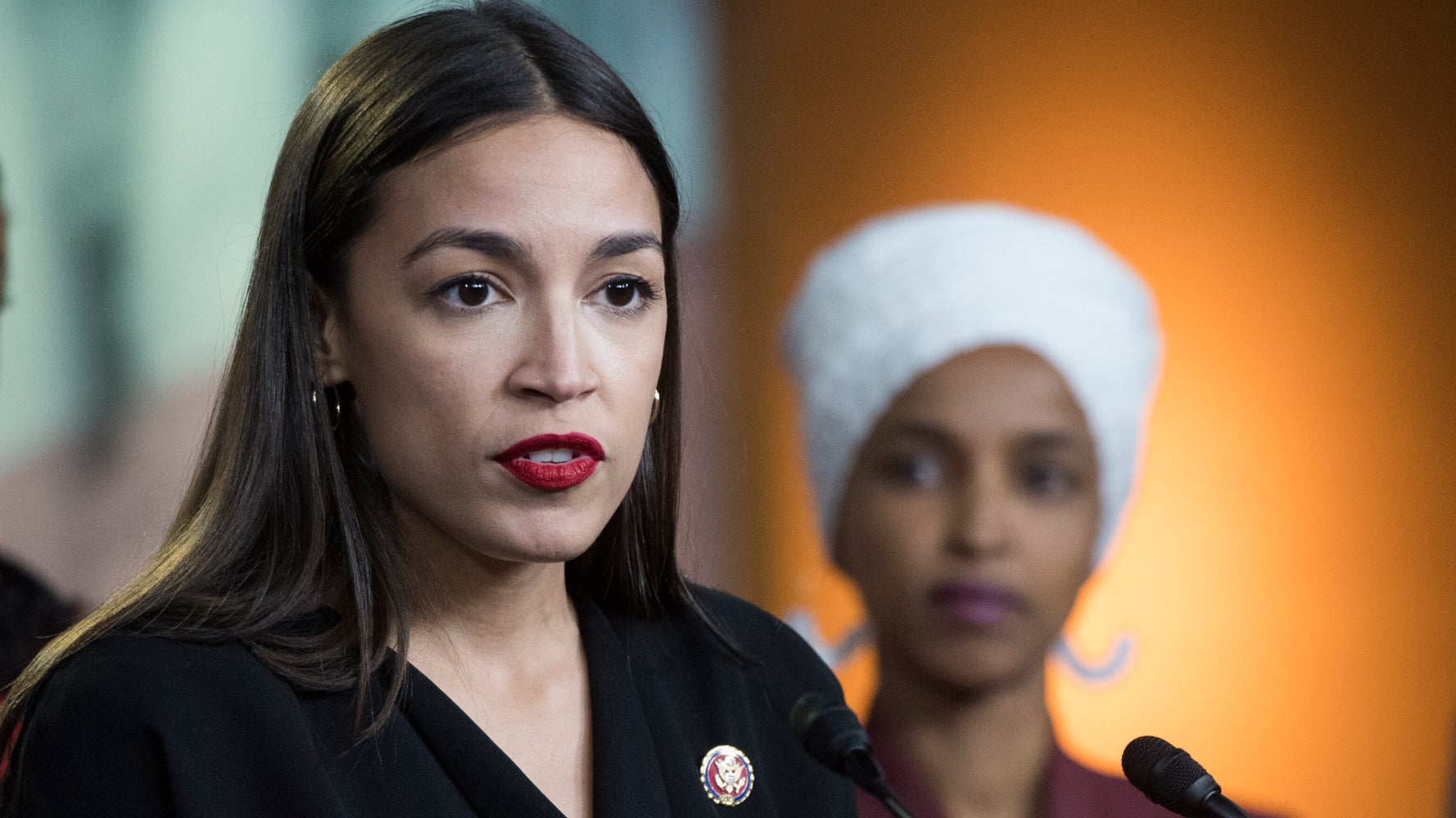 Ocasio-Cortez Slams Top Democrats For Not Punishing Boebert For Islamophobic Remarks | HuffPost Latest News