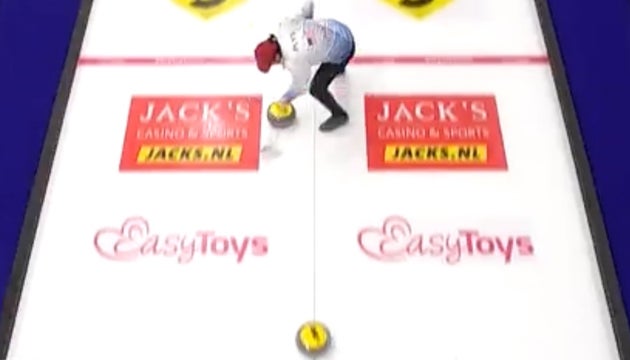 氷上にアダルトグッズメーカーのロゴ カーリング五輪最終予選をnhkが中継中止 ハフポスト 氷上にアダルトグッズメーカーのロゴ カーリング五輪最終予選をnhkが中継中止 ハフポスト