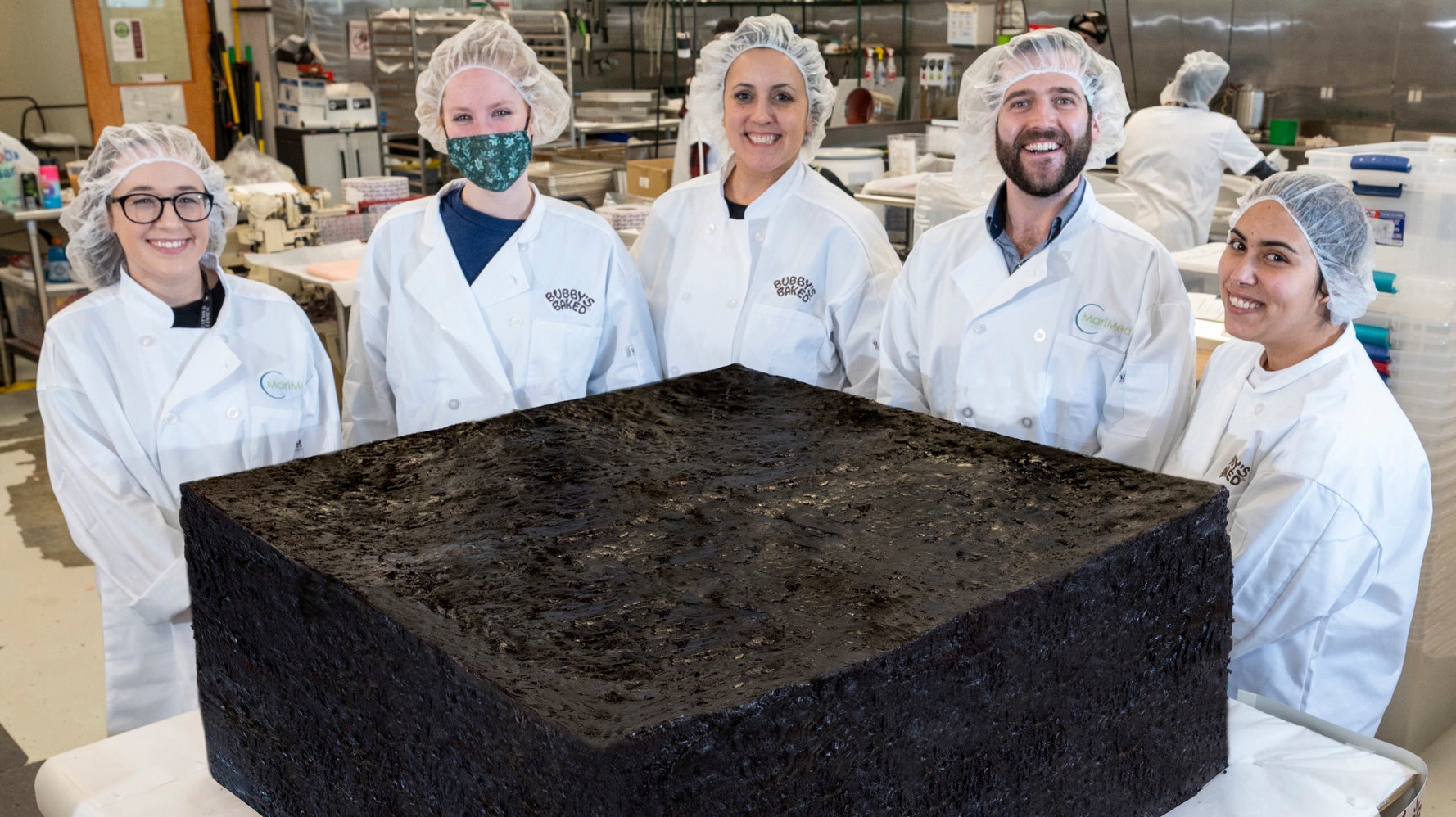 850-Pound Pot Brownie Brings New Meaning To 'Getting Baked' - Vimarsana News