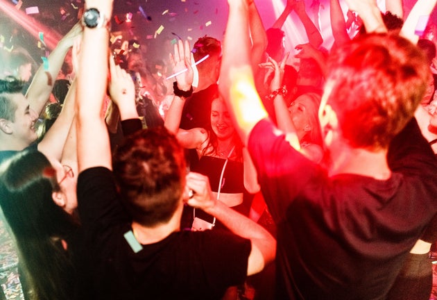 La danse dans les bars et restaurants sera interdite jusqu