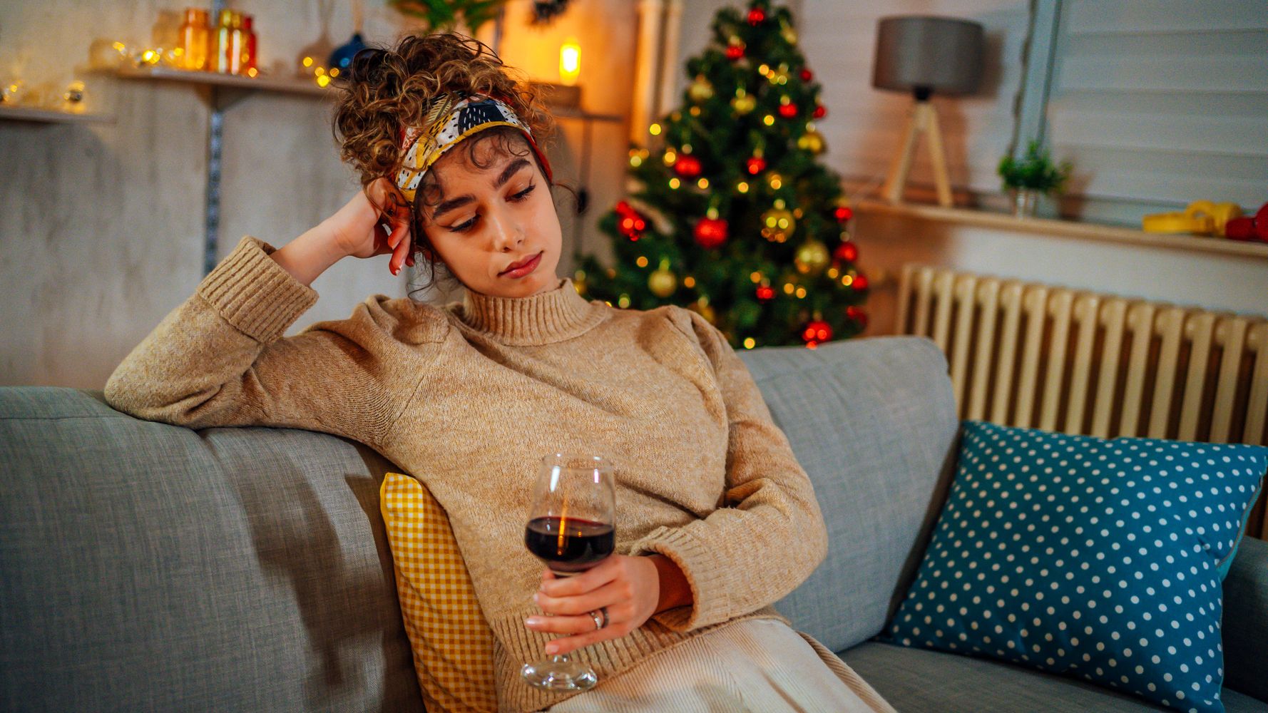 10 Realistic Ways To Set Boundaries With Others During The Holidays